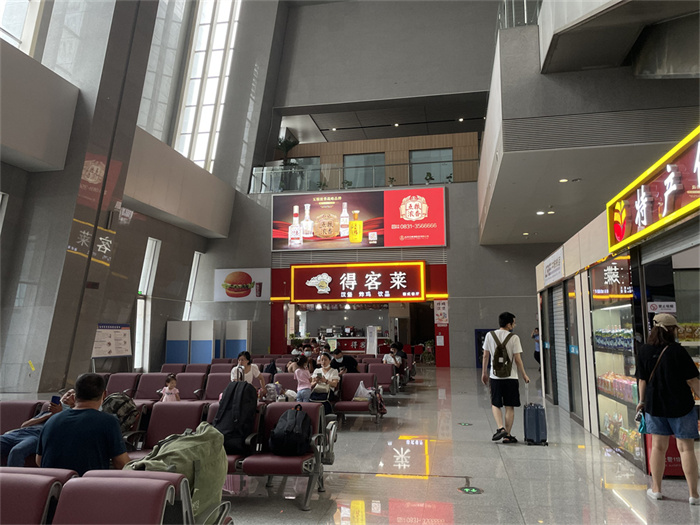 高鐵廣告已成為主流廣告投放媒體，高鐵廣告如何投放？